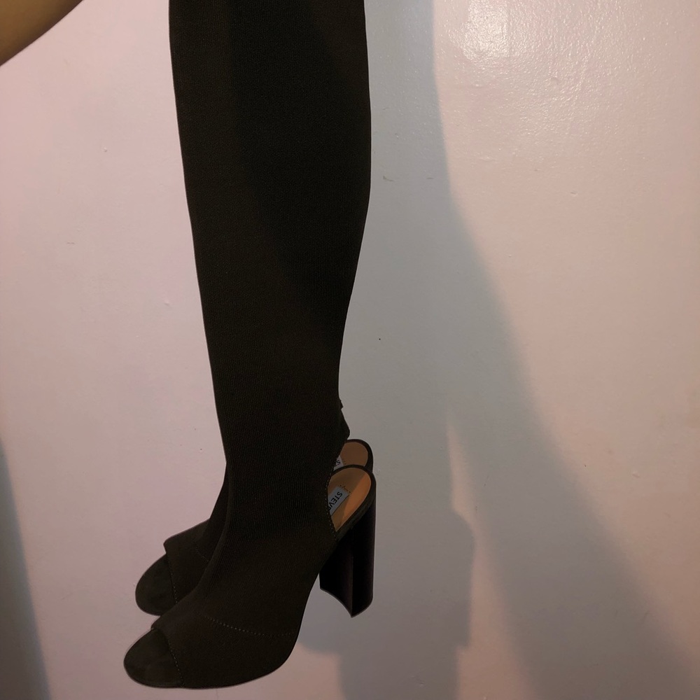 Knee high boots, worn once!